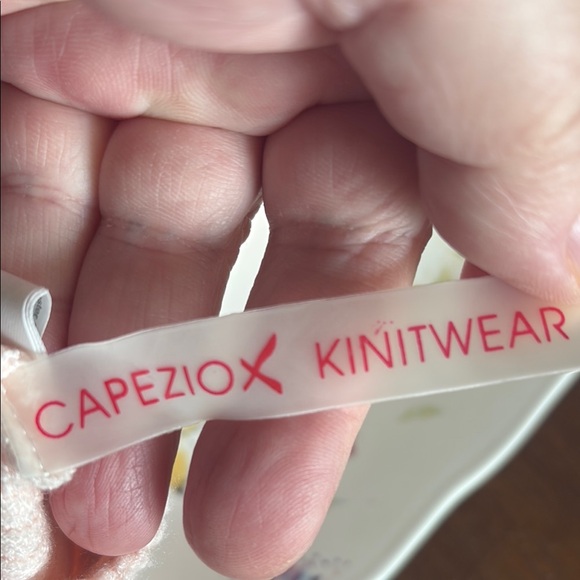 Capezio Knitwear Light Pink Leg Warmer NWOT FIRM! - Picture 3 of 3